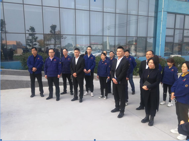 11月8日我公司組織管理層到恒星液壓參觀交流